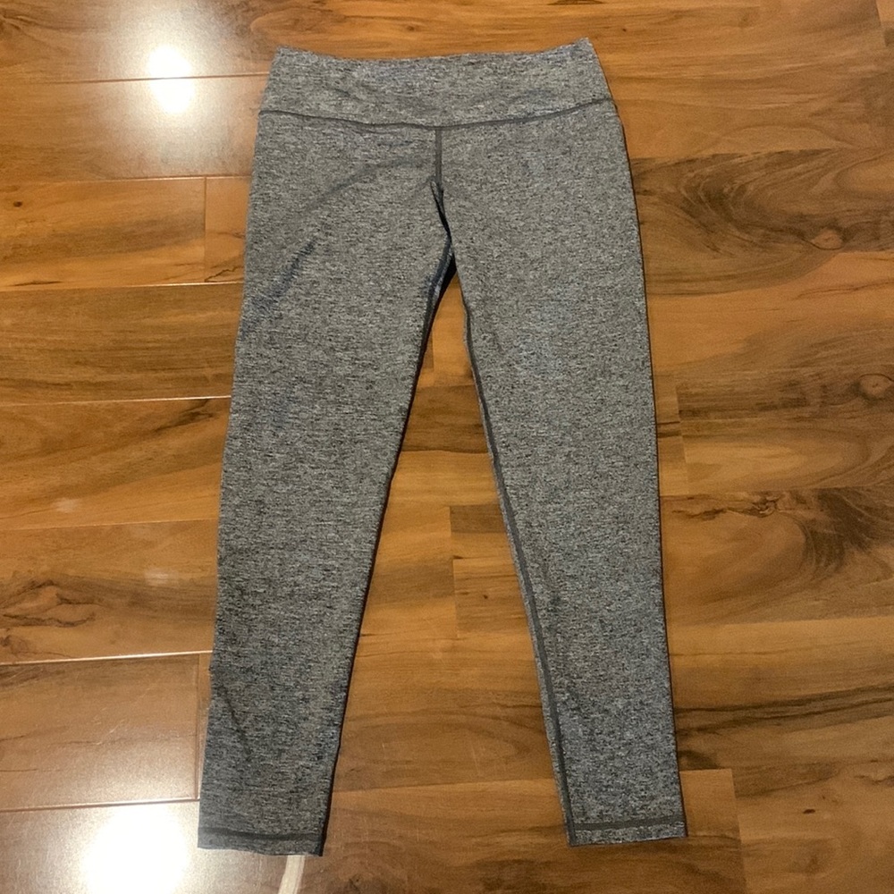 Victoria’s Secret VSX Sport Knockout Leggings L Large Gray Black